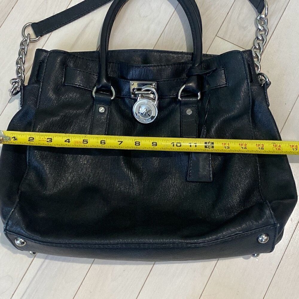 Michael Kors Women's Hamilton Medium Satchel Crossbody Bag Black & Gold - Picture 3 of 10